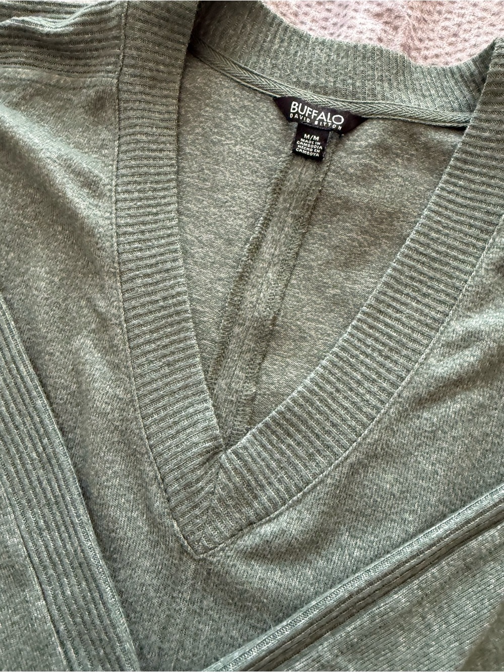 Buffalo David Bitton Heathered Sage Green V-Neck oversized Summer Sweater Sz M